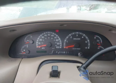 2002 Ford F-150 Xl/Xlt z USA, uszkodzony, nr VIN 1FTRX17272NB06970